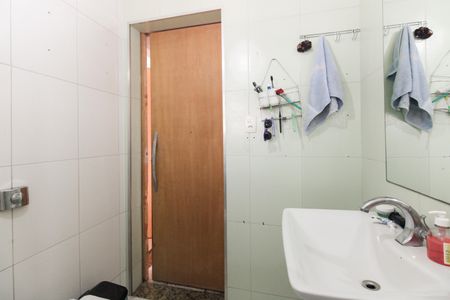 Apartamento à venda com 90m², 3 quartos e sem vagaBanheiro