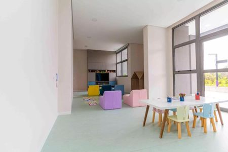 Studio à venda com 27m², 1 quarto e sem vaga Studio à venda com 27m², 1 quarto e sem vagaBrinquedoteca