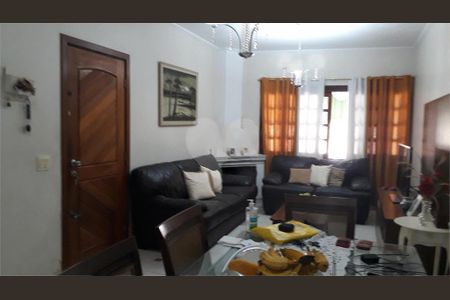 Casa à venda com 142m², 3 quartos e 2 vagas