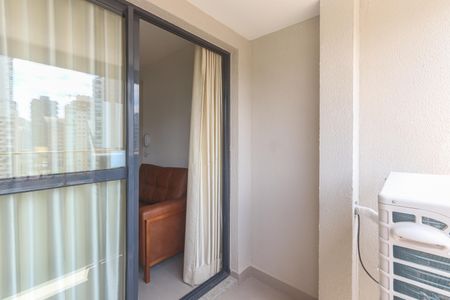 Studio para alugar com 26m², 1 quarto e sem vaga Studio para alugar com 26m², 1 quarto e sem vagaVaranda da Sala/Cozinha