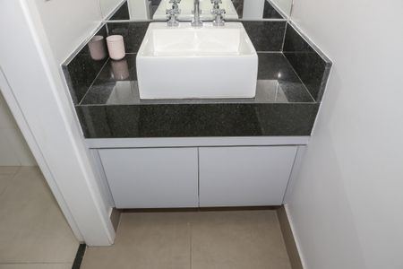 Apartamento à venda com 40m², 1 quarto e sem vagaBanheiro