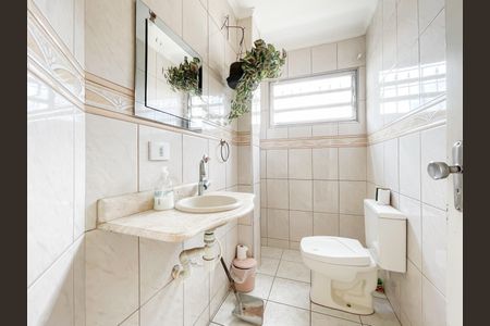 Casa à venda com 422m², 4 quartos e 3 vagasLavabo