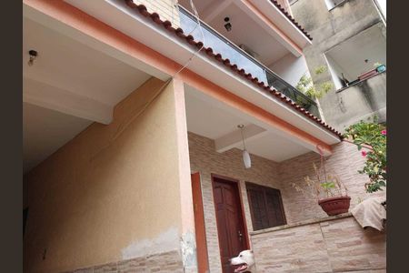 Casa de condomínio à venda com 185m², 5 quartos e 2 vagasÁrea externa