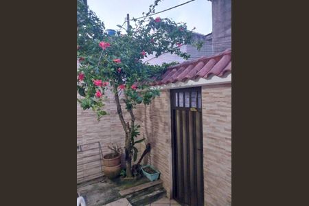 Casa de condomínio à venda com 185m², 5 quartos e 2 vagasÁrea externa