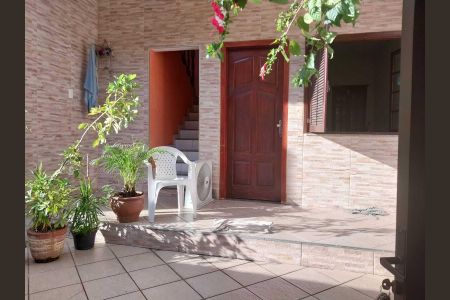 Casa de condomínio à venda com 185m², 5 quartos e 2 vagasÁrea externa