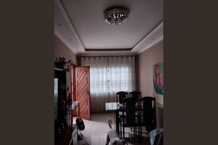 Casa de condomínio à venda com 185m², 5 quartos e 2 vagasSala