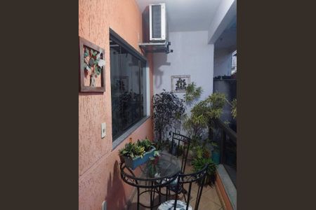 Casa de condomínio à venda com 185m², 5 quartos e 2 vagasÁrea externa