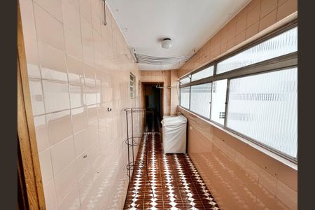 Apartamento para alugar com 115m², 3 quartos e 1 vagaÁrea de Serviço