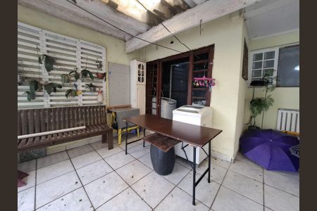 Casa para alugar com 200m², 3 quartos e 4 vagasQuintal