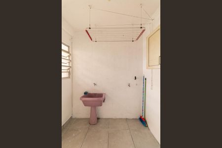 Casa para alugar com 140m², 2 quartos e 1 vagaÁrea de Serviço