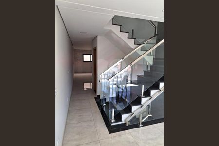 Casa à venda com 201m², 3 quartos e 4 vagas