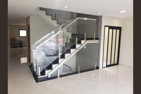 Casa à venda com 201m², 3 quartos e 4 vagas