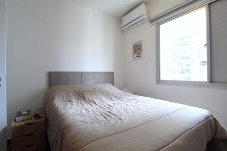 Apartamento à venda com 41m², 1 quarto e 1 vagaQuarto
