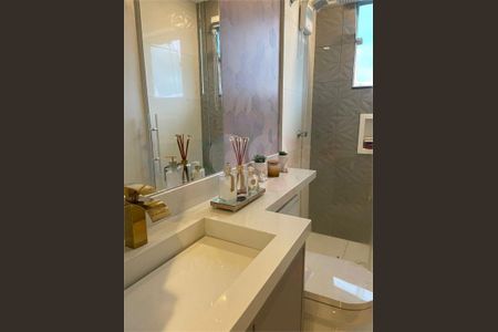 Casa à venda com 3 quartos, 211m² em Jardim Las Vegas, Santo André