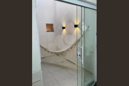 Casa à venda com 3 quartos, 211m² em Jardim Las Vegas, Santo André