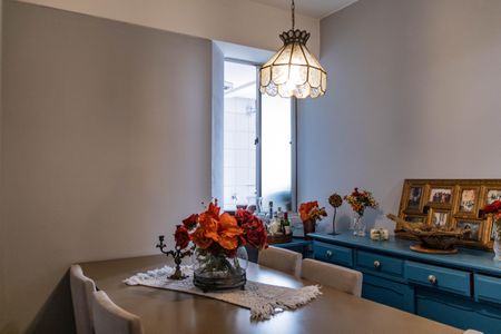 Apartamento à venda com 105m², 3 quartos e 2 vagasCopa