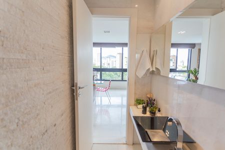 Lavabo na Sala de apartamento para alugar com 4 quartos, 264m² em Lourdes, Belo Horizonte
