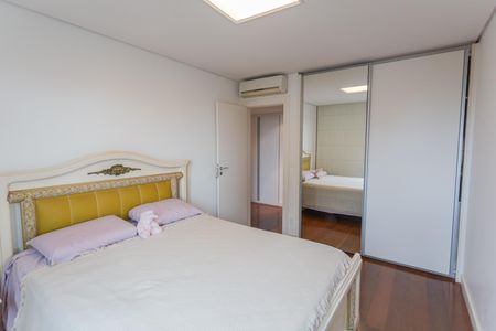 Apartamento para alugar com 264m², 4 quartos e 3 vagasSuíte 3