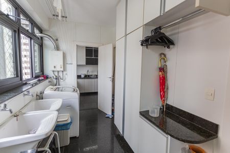 Apartamento para alugar com 264m², 4 quartos e 3 vagasÁrea de Serviço