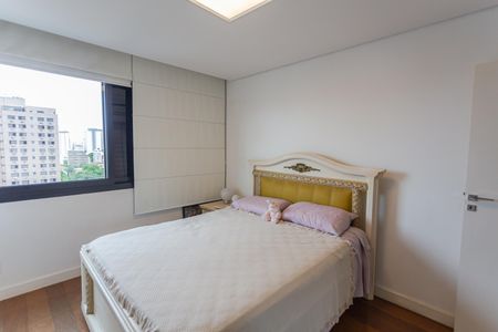 Apartamento para alugar com 264m², 4 quartos e 3 vagasSuíte 3