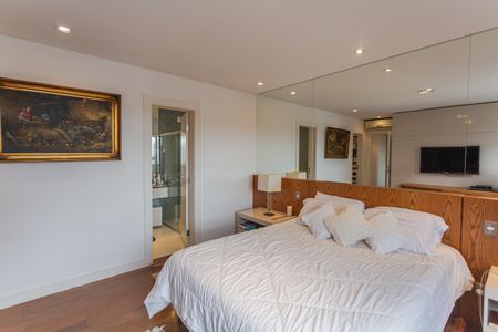 Apartamento para alugar com 264m², 4 quartos e 3 vagasSuíte 1