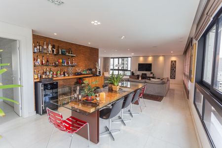 Apartamento para alugar com 264m², 4 quartos e 3 vagasSala