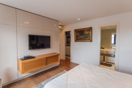 Apartamento para alugar com 264m², 4 quartos e 3 vagasSuíte 1