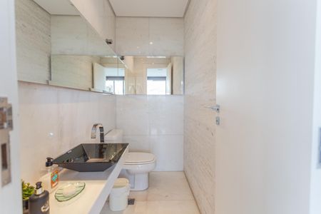 Apartamento para alugar com 264m², 4 quartos e 3 vagasLavabo na Sala