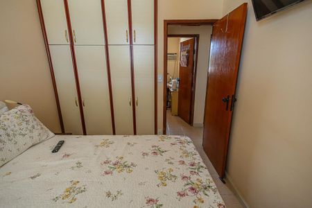 quarto 1 de apartamento à venda com 2 quartos, 42m² em Jardim Atlântico, Belo Horizonte