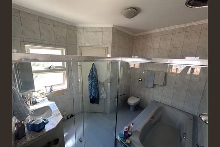 Casa à venda com 4 quartos, 303m² em Cidade Mãe do Céu, São Paulo