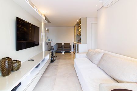 Apartamento à venda com 94m², 3 quartos e 2 vagasSala