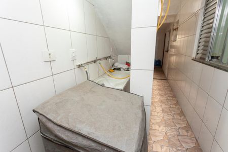 Casa para alugar com 55m², 2 quartos e 1 vagaÁrea de Serviço