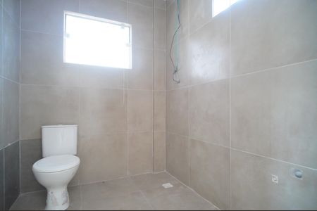 Casa para alugar com 250m², 6 quartos e 4 vagasBanheiro 1