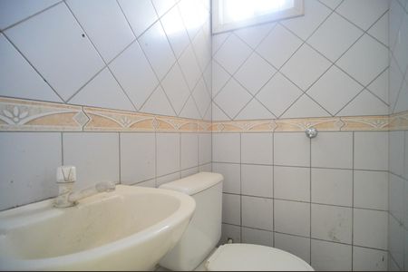 Casa para alugar com 250m², 6 quartos e 4 vagasBanheiro da Suíte 1