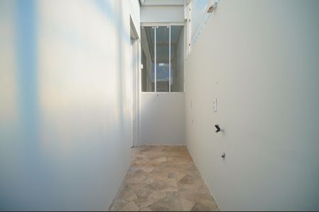 Casa para alugar com 250m², 6 quartos e 4 vagasCorredor