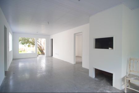 Casa para alugar com 250m², 6 quartos e 4 vagassala 4