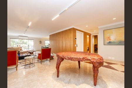 Apartamento à venda com 3 quartos, 243m² em Consolação, São Paulo