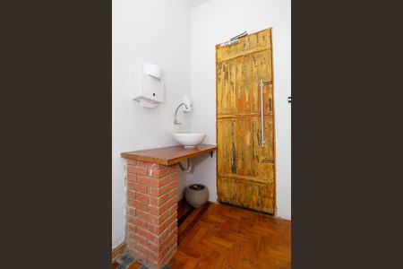 Casa à venda com 190m², 3 quartos e 1 vagaBanheiro Social