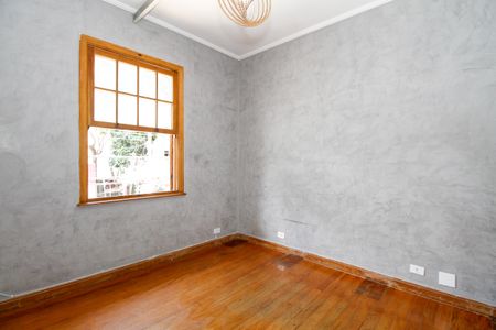 Casa à venda com 190m², 3 quartos e 1 vagaQuarto 1