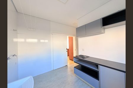 Casa de condomínio para alugar com 362m², 4 quartos e 3 vagasÁrea de Serviço