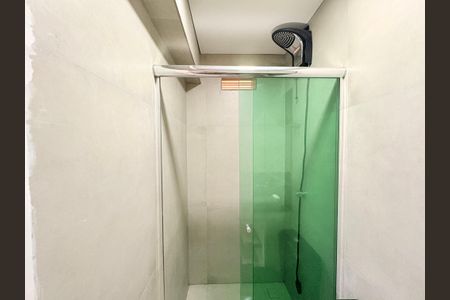 Casa de condomínio para alugar com 362m², 4 quartos e 3 vagasBanheiro da Suíte 4