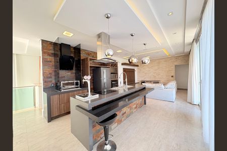 Casa de condomínio para alugar com 362m², 4 quartos e 3 vagasCozinha