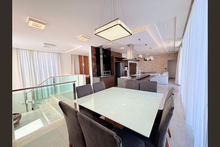 Casa de condomínio para alugar com 362m², 4 quartos e 3 vagasSala de Jantar