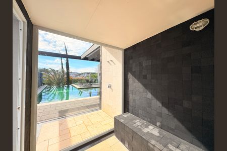 Casa de condomínio para alugar com 362m², 4 quartos e 3 vagasSauna