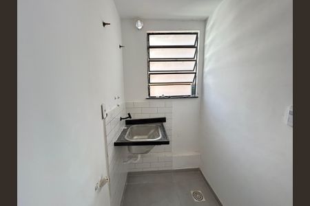 Apartamento para alugar com 86m², 2 quartos e 1 vagaÁrea de Serviço
