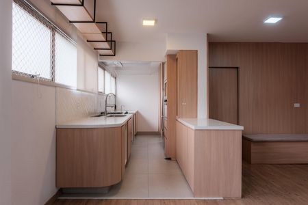 Apartamento à venda com 3 quartos, 90m² em Campo Belo, São Paulo