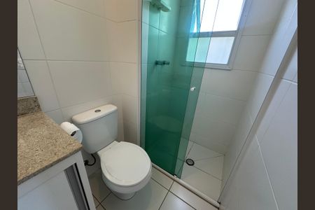 Apartamento para alugar com 66m², 2 quartos e 1 vaga Apartamento para alugar com 66m², 2 quartos e 1 vagaBanheiro da Suíte