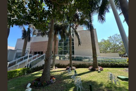 Apartamento para alugar com 66m², 2 quartos e 1 vaga Apartamento para alugar com 66m², 2 quartos e 1 vagaFachada e portaria