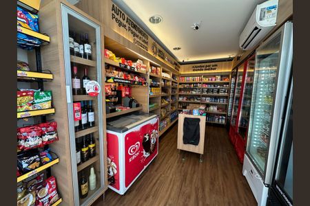 Apartamento para alugar com 66m², 2 quartos e 1 vaga Apartamento para alugar com 66m², 2 quartos e 1 vagaMercado