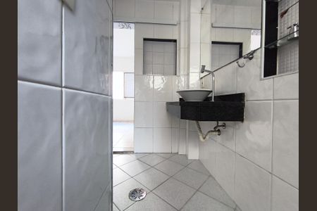 Apartamento à venda com 70m², 2 quartos e sem vagaBanheiro da Suíte